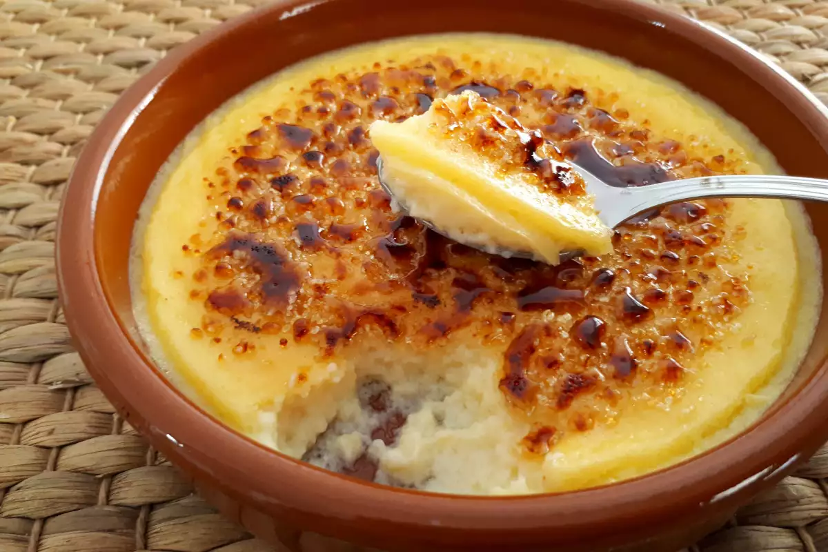 Crema Catalana десерт