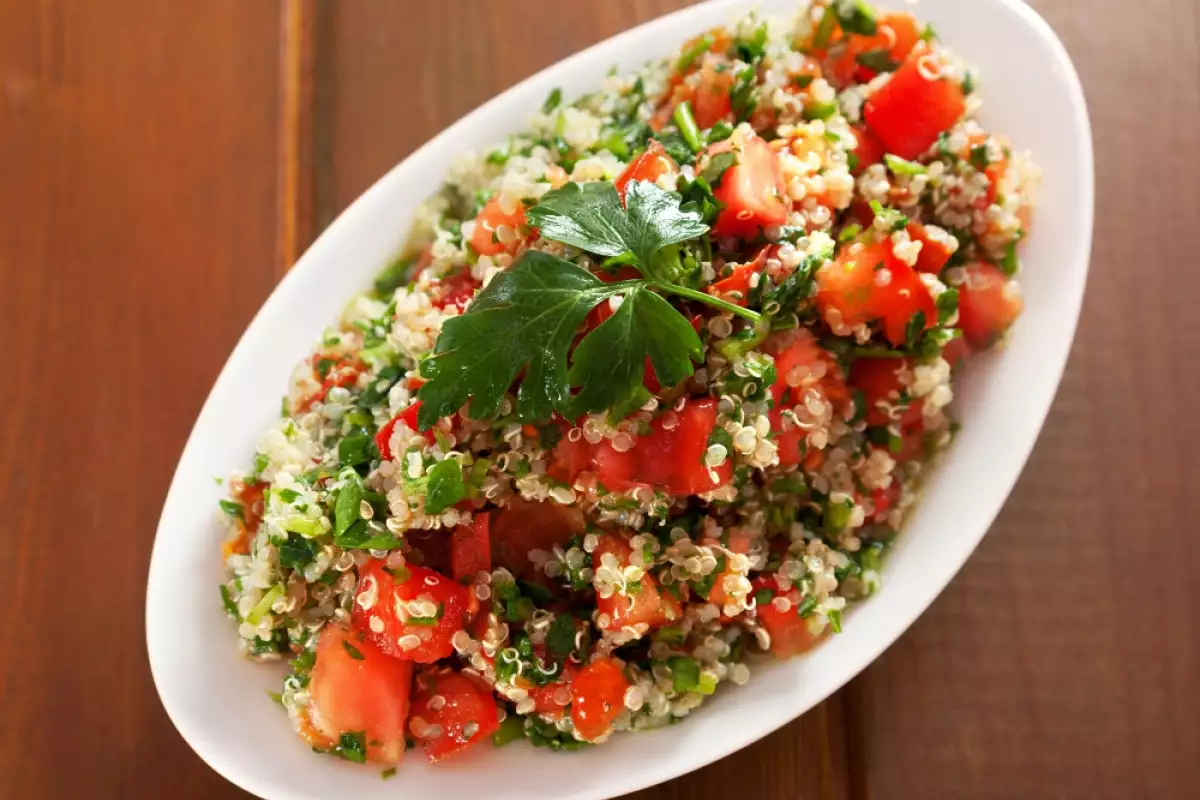 Табуле с киноа/Tabbouleh — Modern family cook