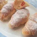 Бабушкины пуховые булочки с лукумом