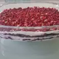 Торт с печеньем Дамские пальчики, вареньем, сметаной и ягодами