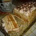 Рулет из печенья в форме для кекса
