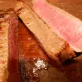 Стейк Black Angus на сковороде