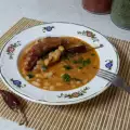 Рагу из фасоли с копчеными ребрышками