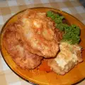 Куриные шницели в панировке