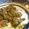 Блюдо с жареным зеленым сладким перцем