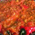 Болгарский перец с помидорами и луком