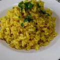 Карри из риса и красной чечевицы