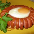 Цветки из сосисок и яиц
