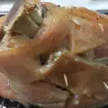 Рулька с чесноком в духовке