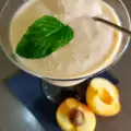 Домашнее йогуртовое мороженое с абрикосами