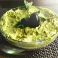 Соус гуакамоле с грецкими орехами