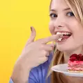 Как утолить тягу к сладкому