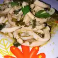 Кальмары в чесночном соусе