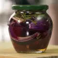 Маринованный красный лук