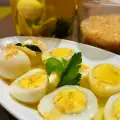 Маринованные перепелиные яйца
