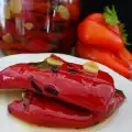 Маринованный сладкий перец с чесноком