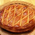 Пирог с творогом и яйцами