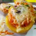 Фаршированный картофель в духовке
