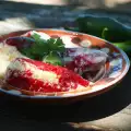 Фаршированные красные сладкие перцы в белом соусе