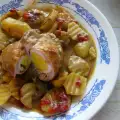 Фаршированная свиная корейка с соусом из каперсов