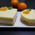 Пирожные с кислым молоком и соком из мандаринов