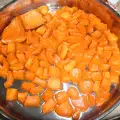 Запеченная тыква с медом, апельсинами и оливковым маслом
