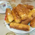 Жареные трубочки из теста с начинкой