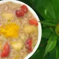 Овсянка с клубникой
