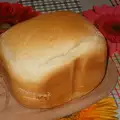 Пышный белый хлеб в хлебопечке