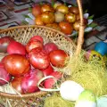 Пестрые пасхальные яйца с кристаллами