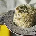 Салат кускус с кислыми огурчиками и майонезом