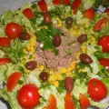 Салат с тунцом