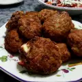 Сочные котлеты с начинкой