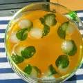 Холодный чай из имбиря, мяты и лимона