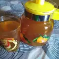 Холодный чай из сушеных трав с медом