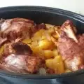 Неповторимо вкусные свиные рульки с картофелем