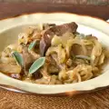 Свиная печень с луком по-венециански