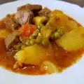 Вкусная телятина с овощами