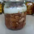 Телятина в банках