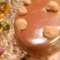 Шоколадный шифоновый торт в форме сердца