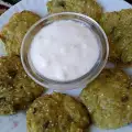 Веганские котлеты с киноа и кабачками