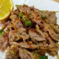 Жареные желудочки с зеленым луком