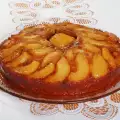 Кекс с персиками