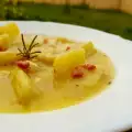 Блюдо со стеблями сельдеря