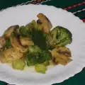 Тушеная брокколи с грибами