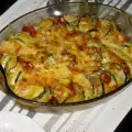 Запеканка из курицы и большого количества овощей
