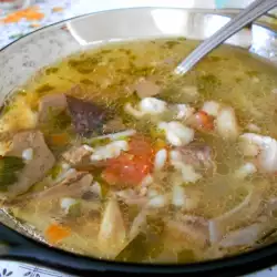 Суп из потрохов ягненка и зеленого лука