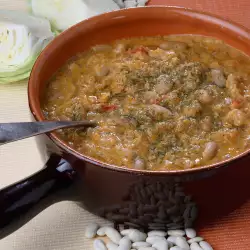 Фасоль с квашеной капустой по старому рецепту