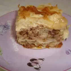 Пахлава из нарезанных листов теста фило