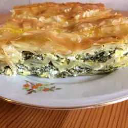 Баница с осенней крапивой